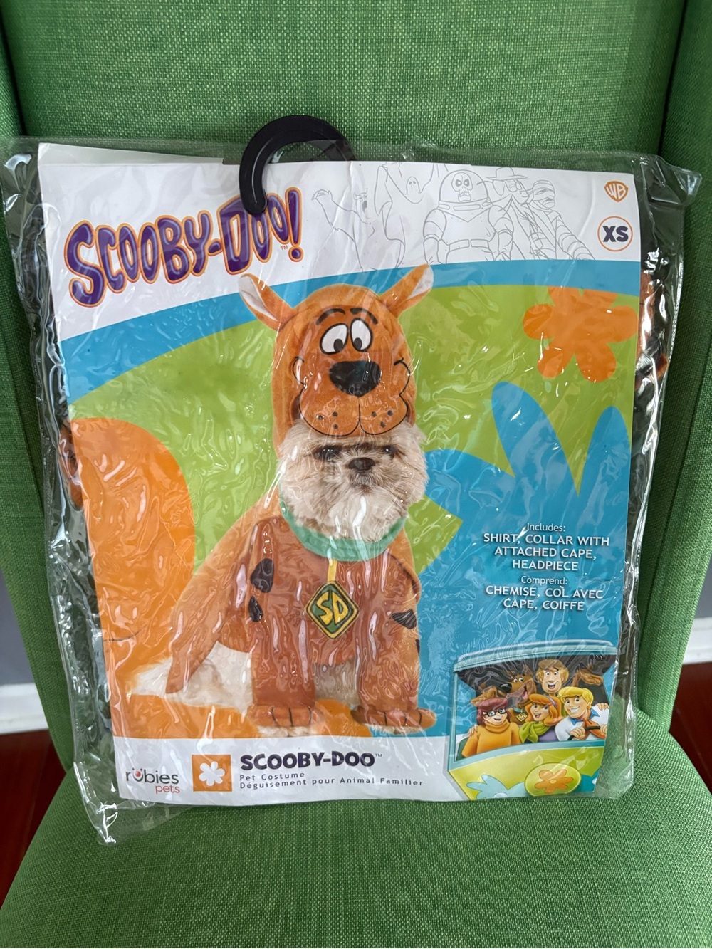 New, two Scooby Doo pet costumes. See pictures for sizes. One small, one xsmall